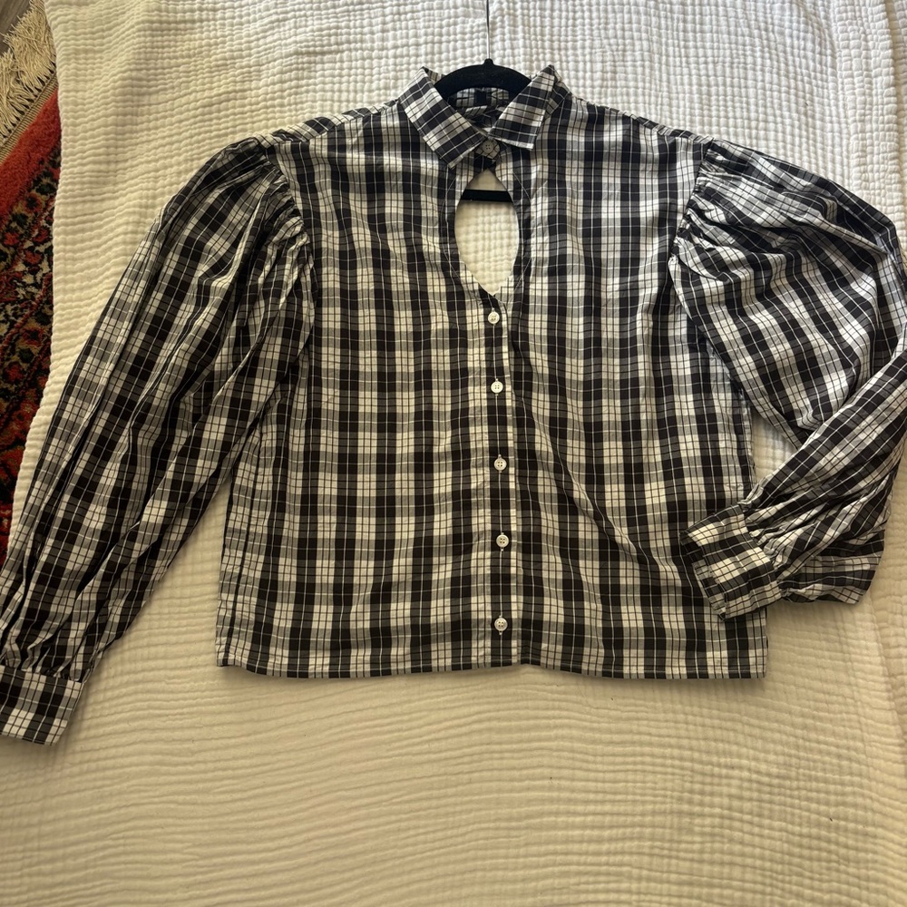 Victoria/Tomas plaid puff sleeve button hole open back button up top size 36